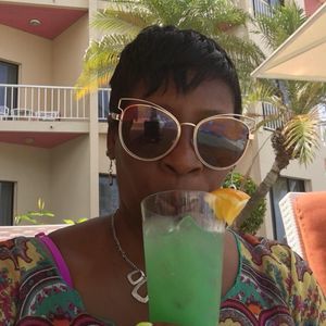 Meet your Posher, Aisha